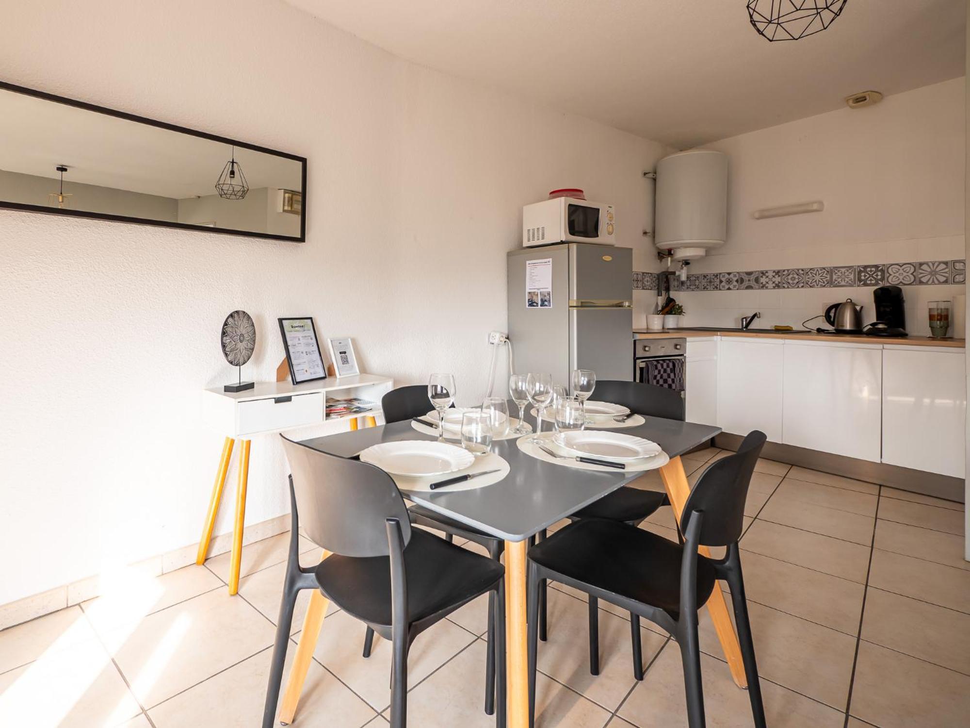 Appartement Chaleureux Avec 2 Grandes Chambres Saint Rambert d'Albon Bagian luar foto